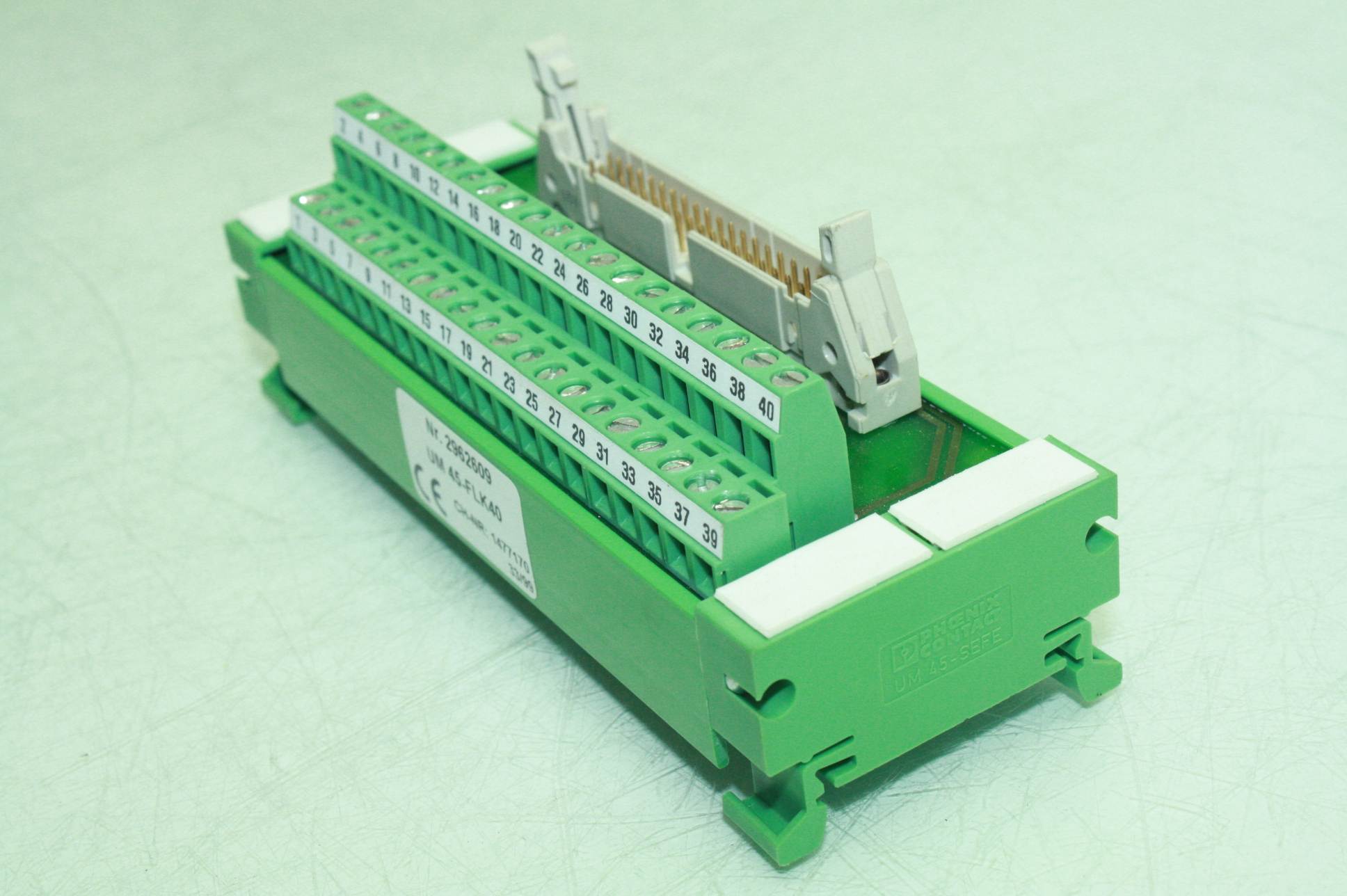 Phoenix Contact UM 45FLK40 Terminal Block 2962609 IDC 40 Pin Breakout