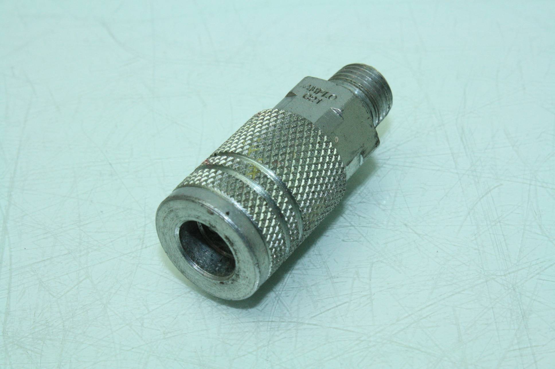 Lot of 11 Parker / Pioneer Hydraulic Quick Attach Fittings Female