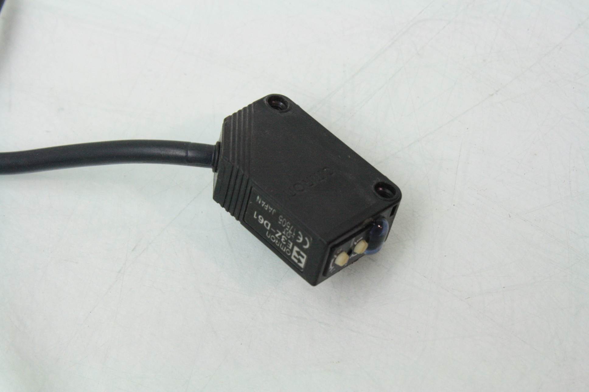 Omron E3ZD61 Photoelectric Proximity Sensor eBay