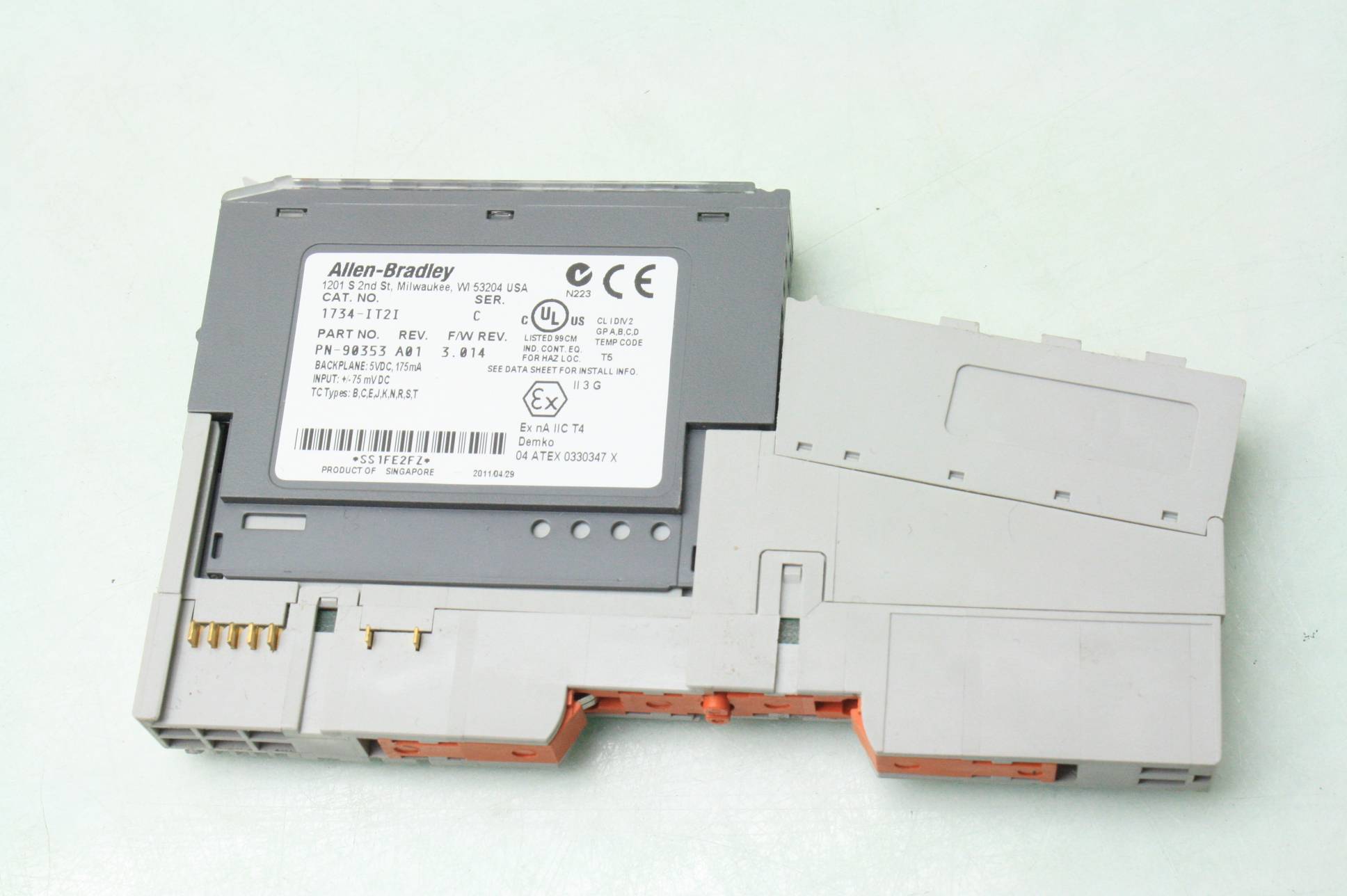 New Allen-Bradley 1734-IT2I Thermocouple Module 2 Channel F/W 3.014