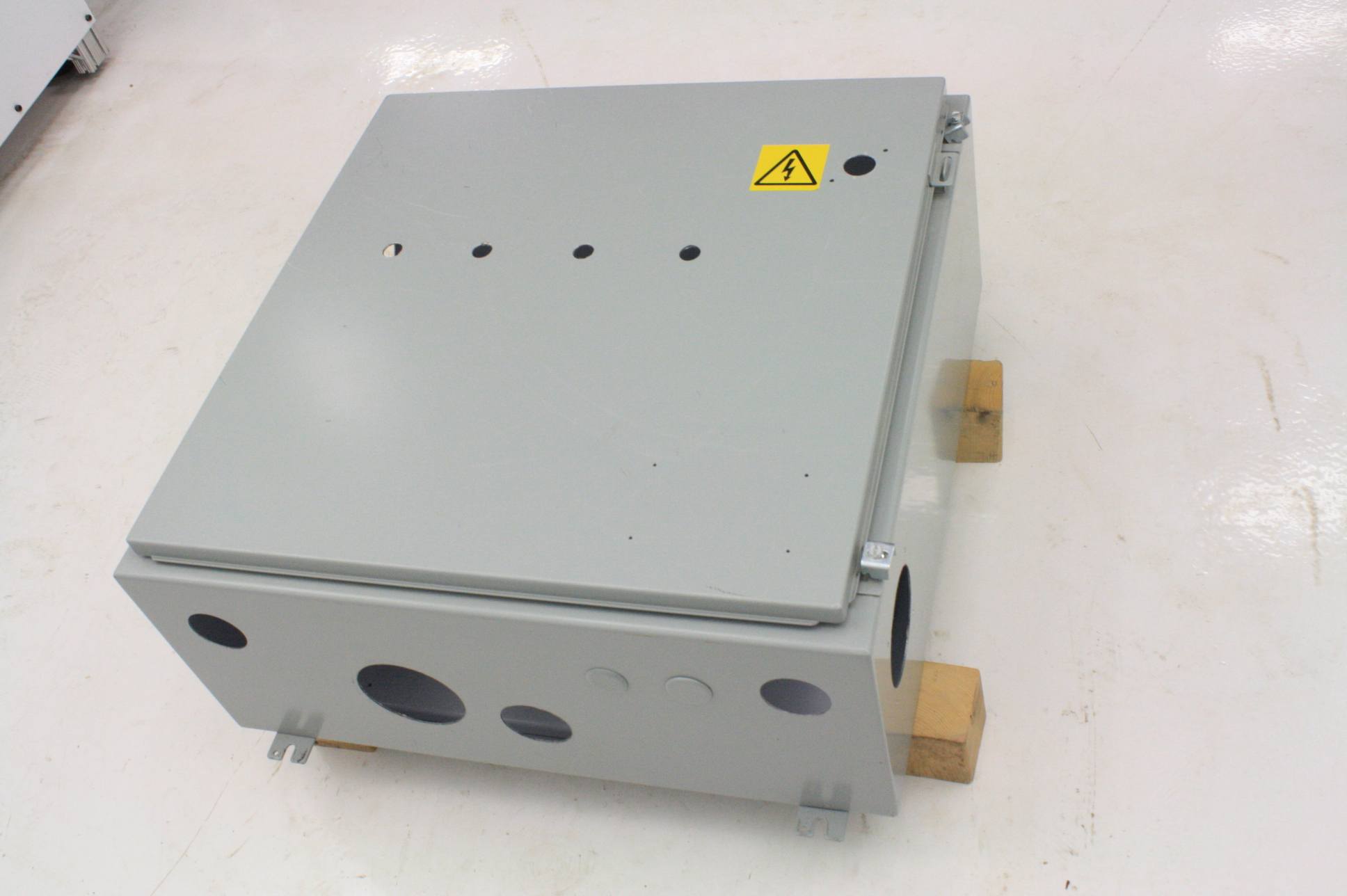 Hoffman A303012LP 30" x 30" x 12" Nema Type 12 Wall Mount Electrical Enclosure eBay