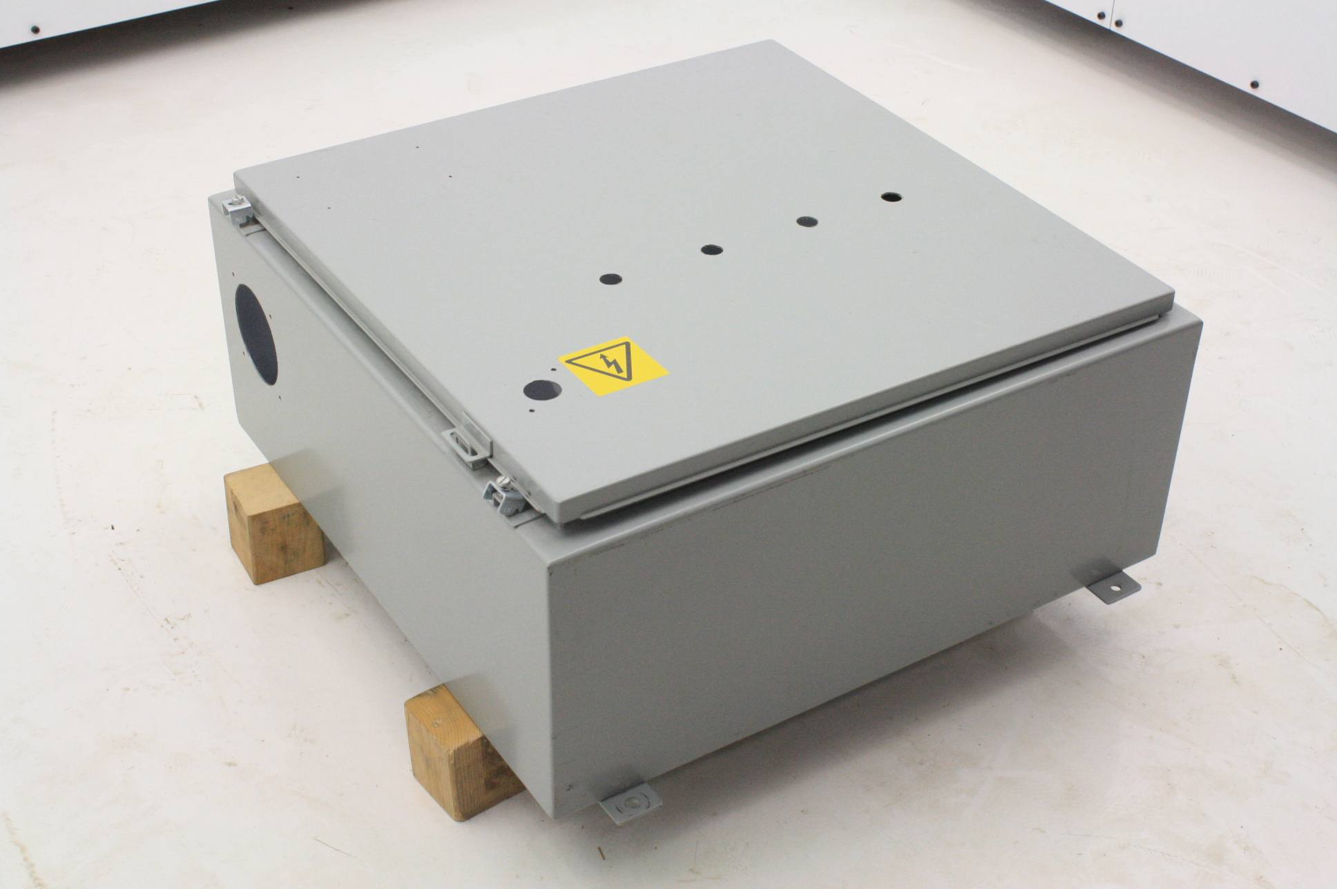 Hoffman A303012LP 30" x 30" x 12" Nema Type 12 Wall Mount Electrical Enclosure eBay