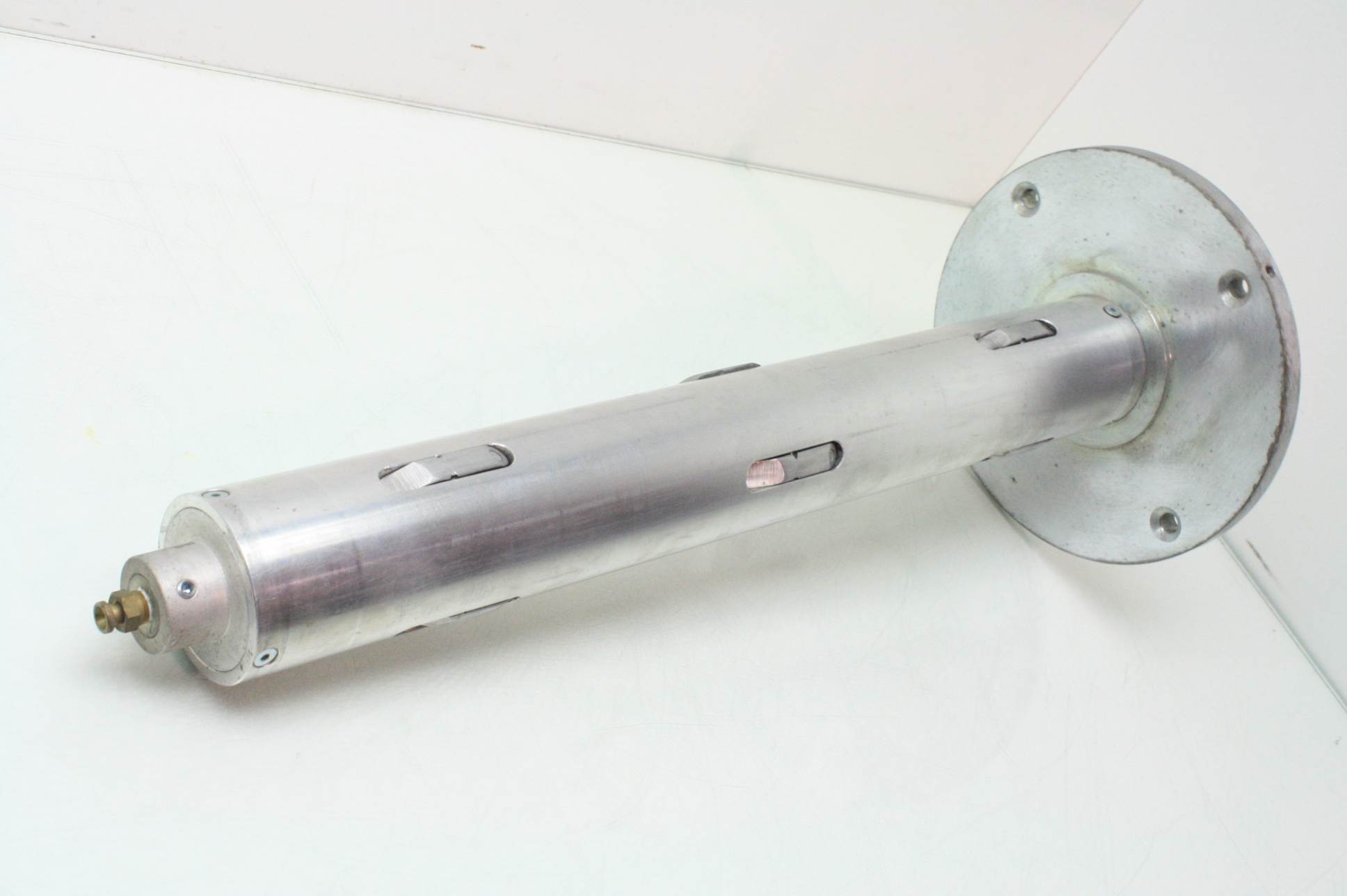 Pneumatic Actuated Cylindrical Spool Drum Expansion Clamp Expanding