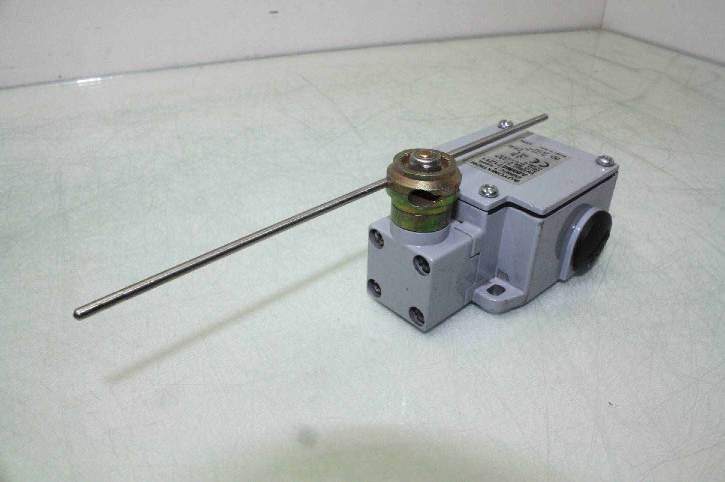 Automation Direct ABM6E71Z11 Stainless Steel Rod Actuator Limit Switch 1/2" NPT eBay
