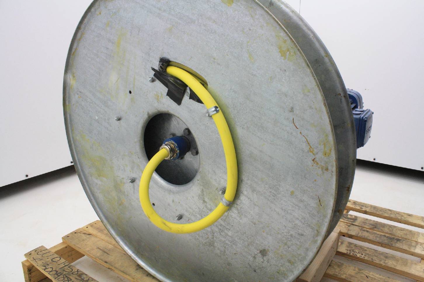 Retractable Power Cord >> Stemmann-Technik DZKD Motor-Driven Retractable Cable Reel ... Retractable Power Cord >> Stemmann-Technik DZKD Motor-Driven Retractable Cable Reel ...