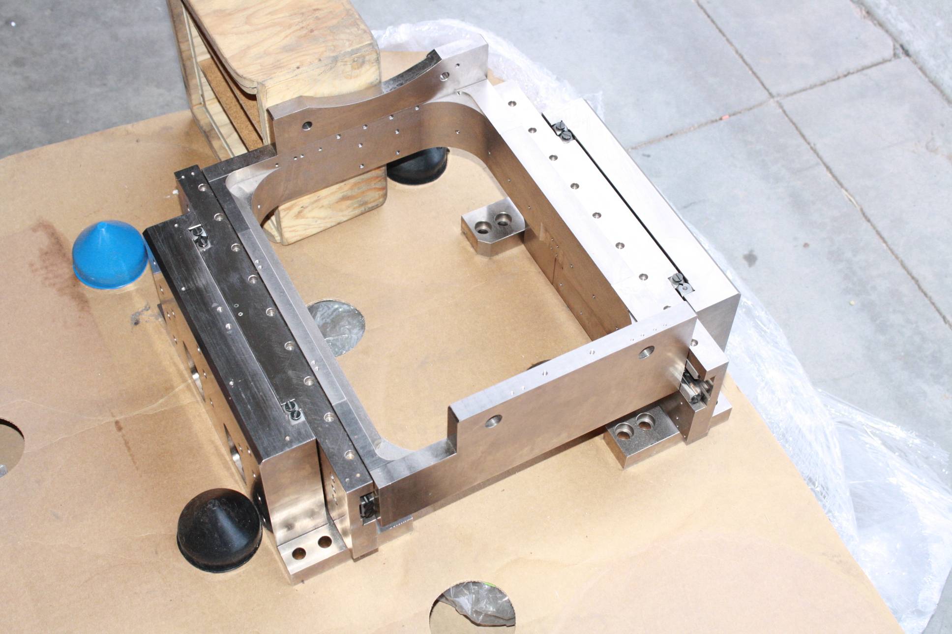 Precision Ground Steel Heavy Duty Two Axis Cross Roller Linear Actuator