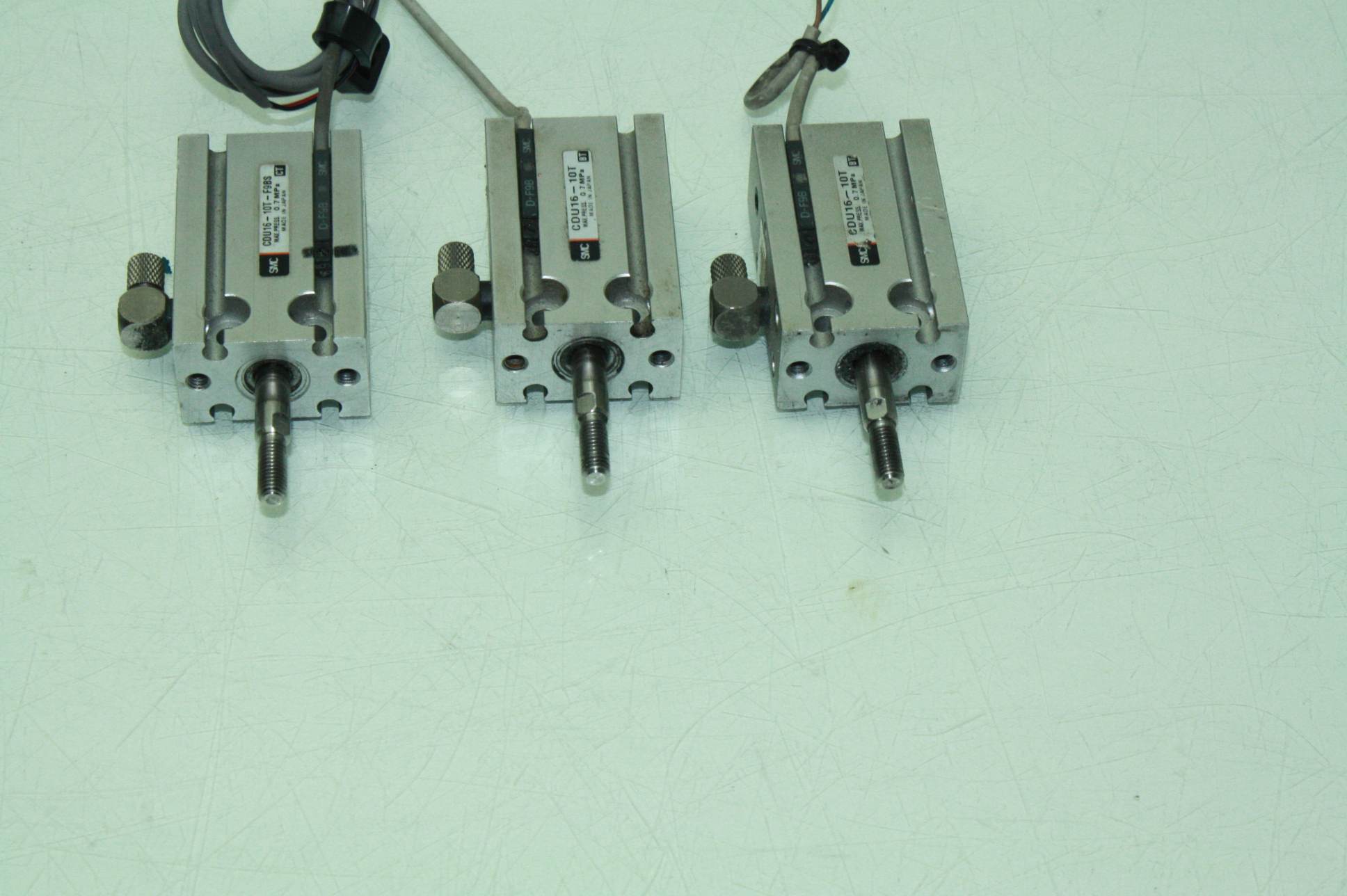 3 SMC CDU1610T Free Mount Air Cylinder Spring Return / 16mm Bore x