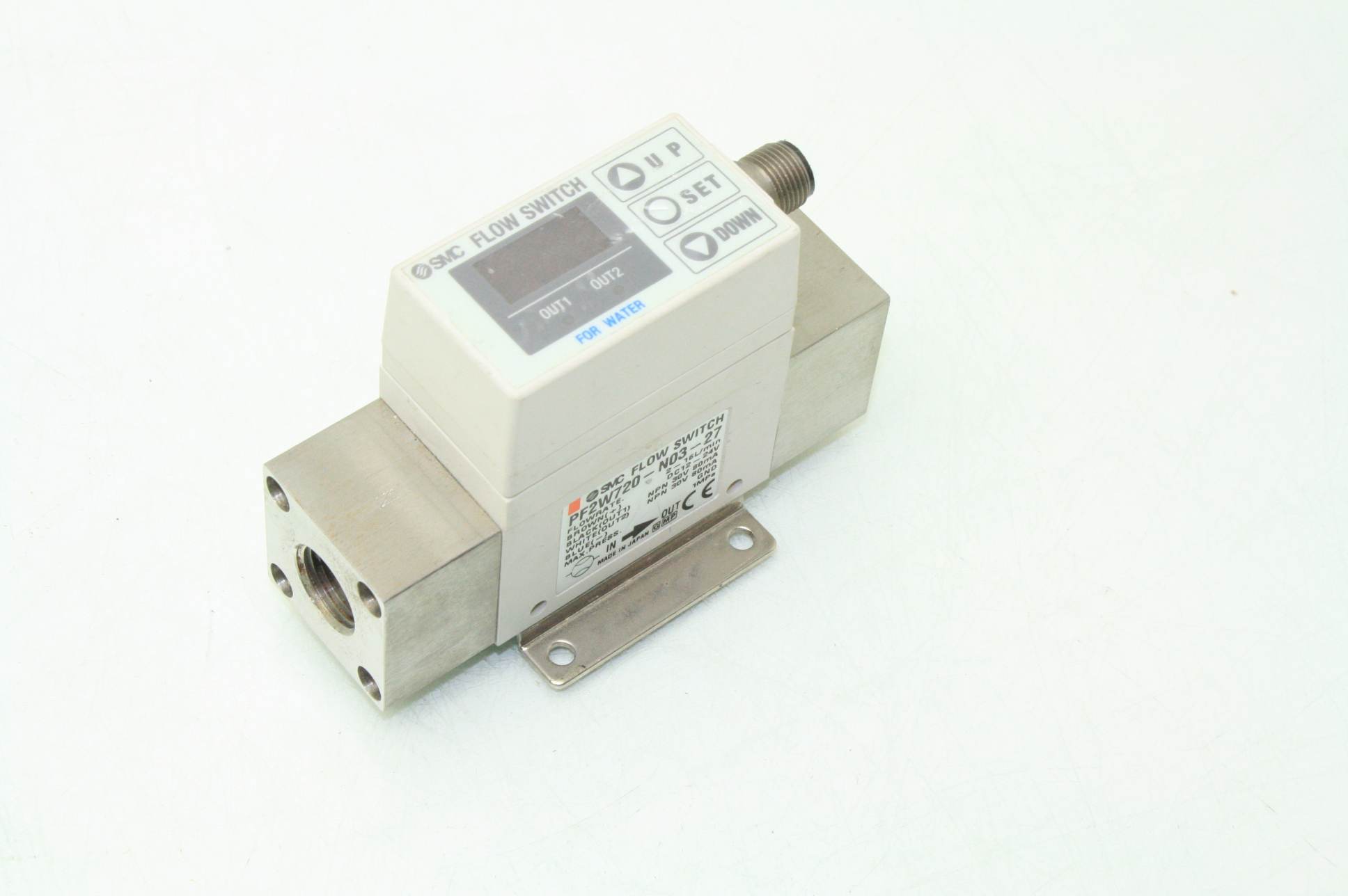 SMC PF2W720N0327 Flow Meter/Switch 3/8" NPT Ports 216 l/min eBay