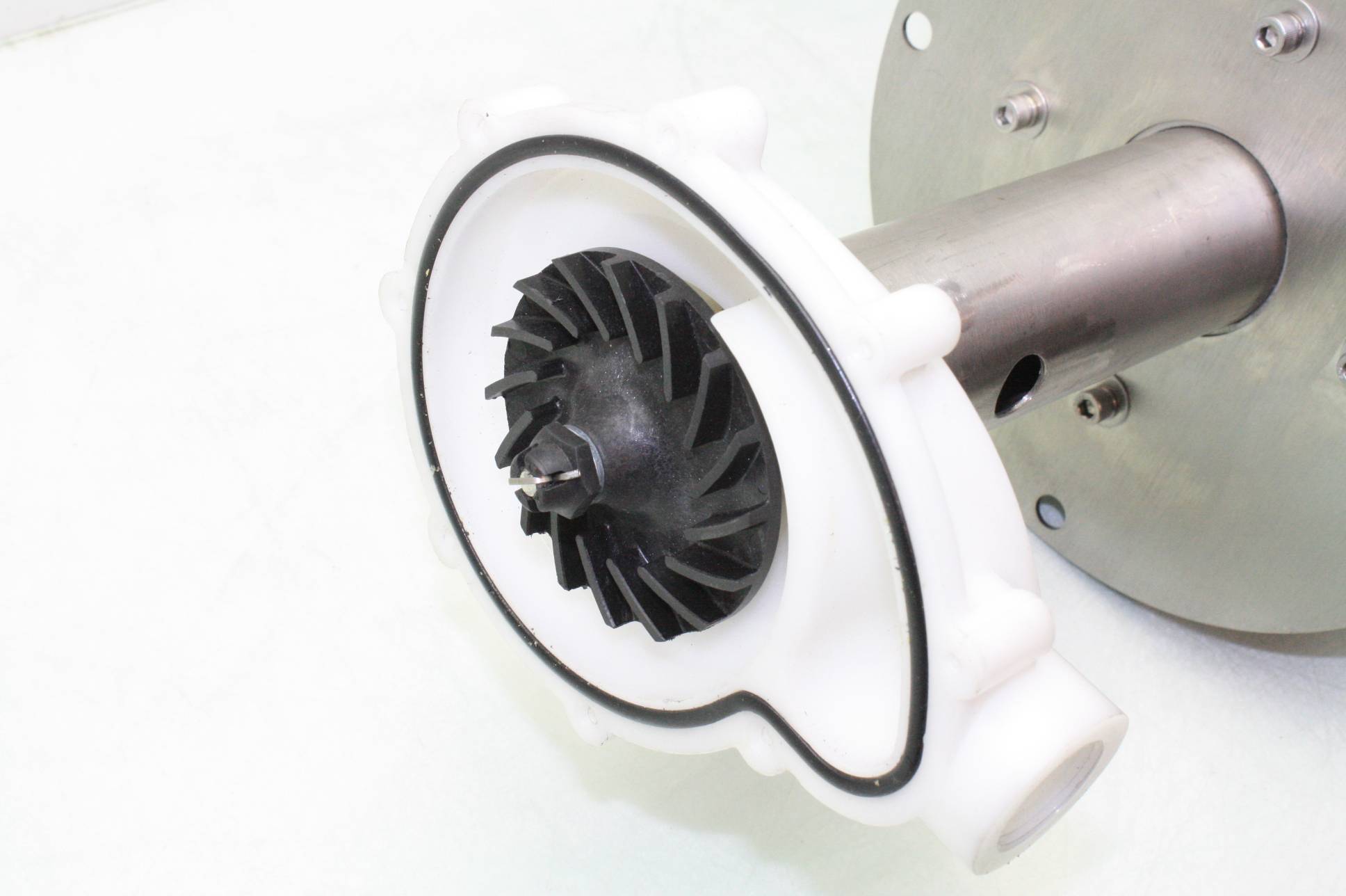 Graymills LVM41E Immersion Coolant Centrifugal Pump 316SS/Celcon 3/4