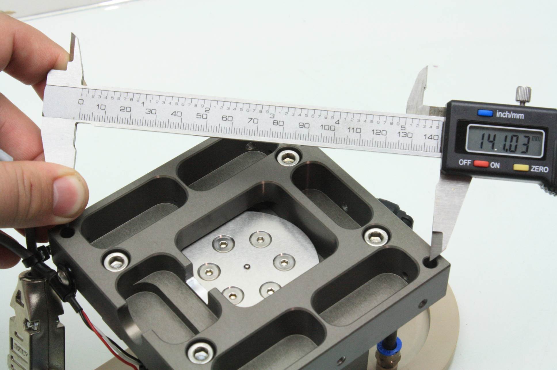 SMC Robotic Vacuum Hold Down Fixture / Table Vacuum Clamping Suction Cups