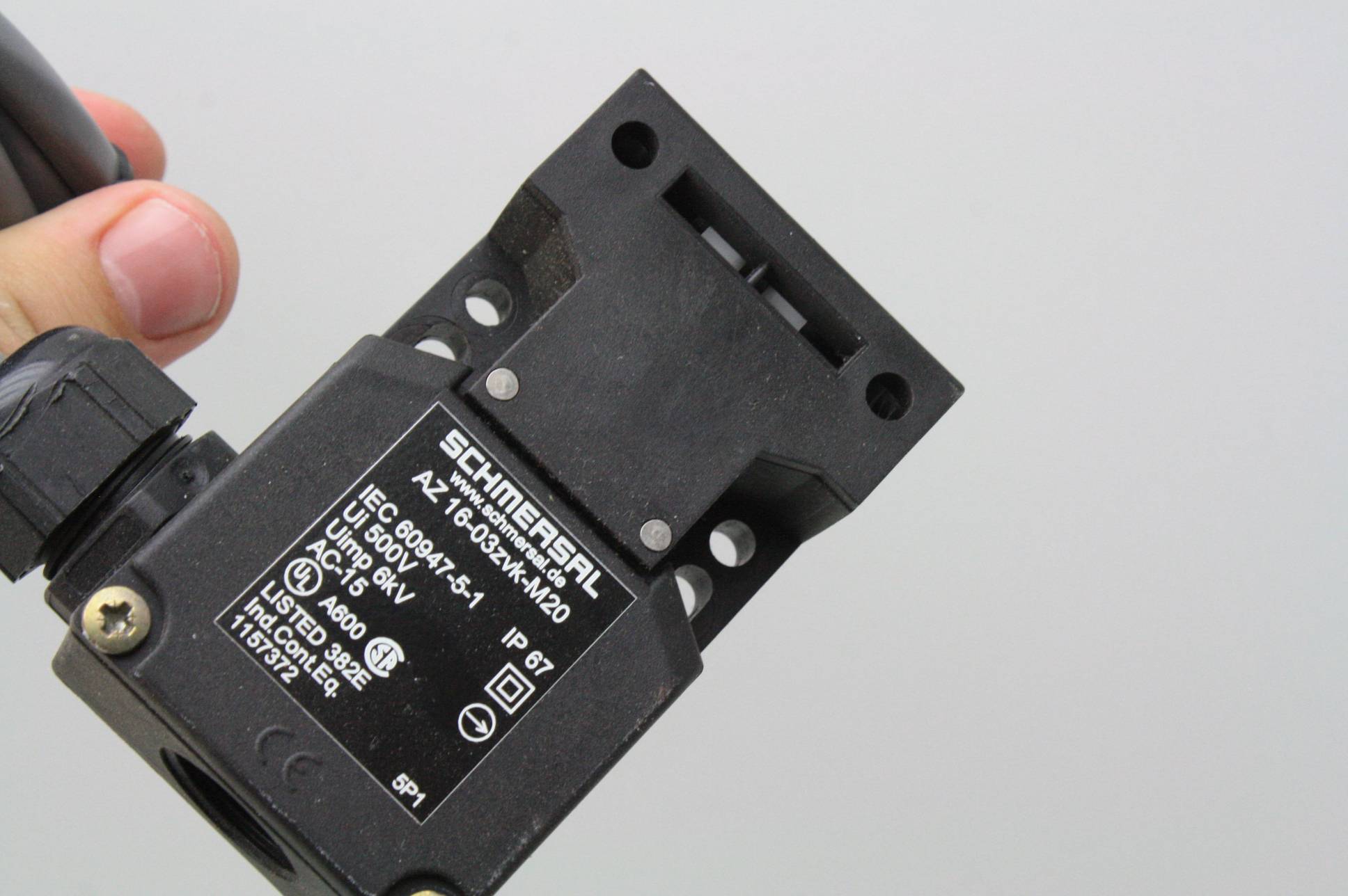 2 Schmerzal AZ1603zvkM20 Safety Door Interlock Switch w/ Keys eBay