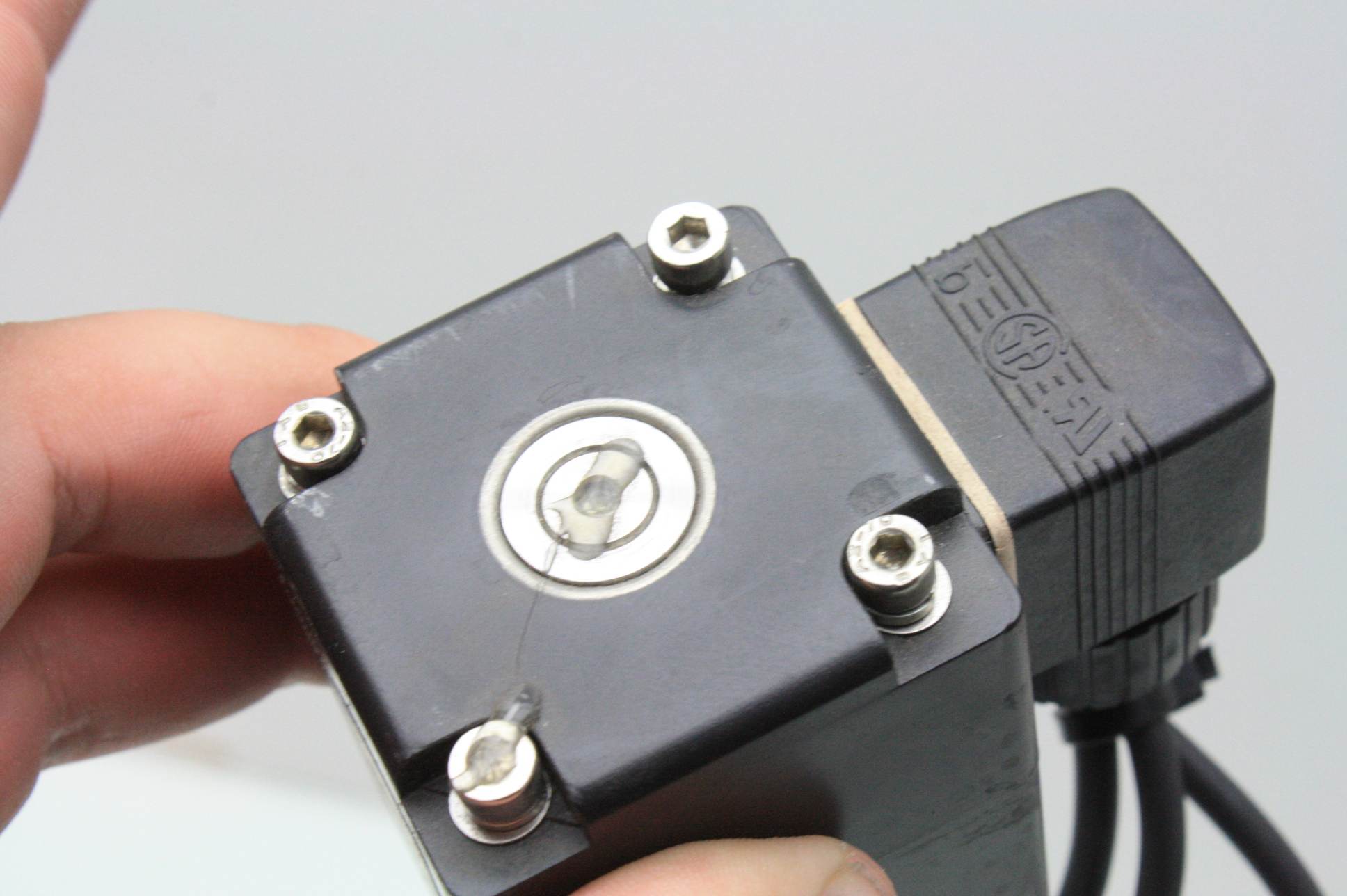 Burkert PWM Proportional Solenoid Valve 2835A8.0FKMAL 24V DC eBay