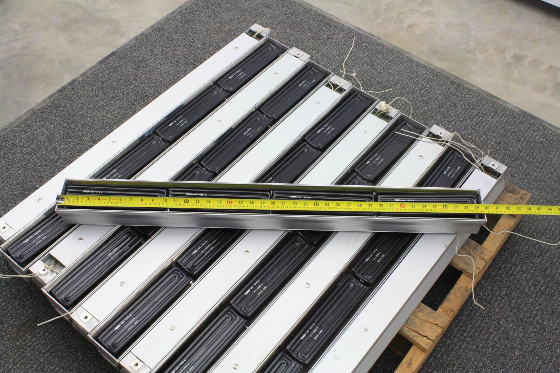 48 Ogden A110004 Stainless Infrared Radiant Heat Strip Heaters 1000W