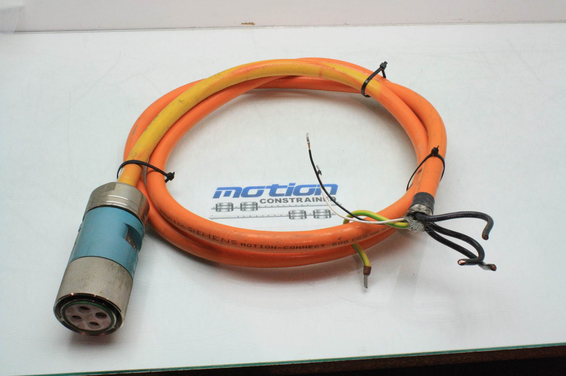 Siemens MotionConnect 500 Cable with 4 Pin Servo Motor Power Cable 10