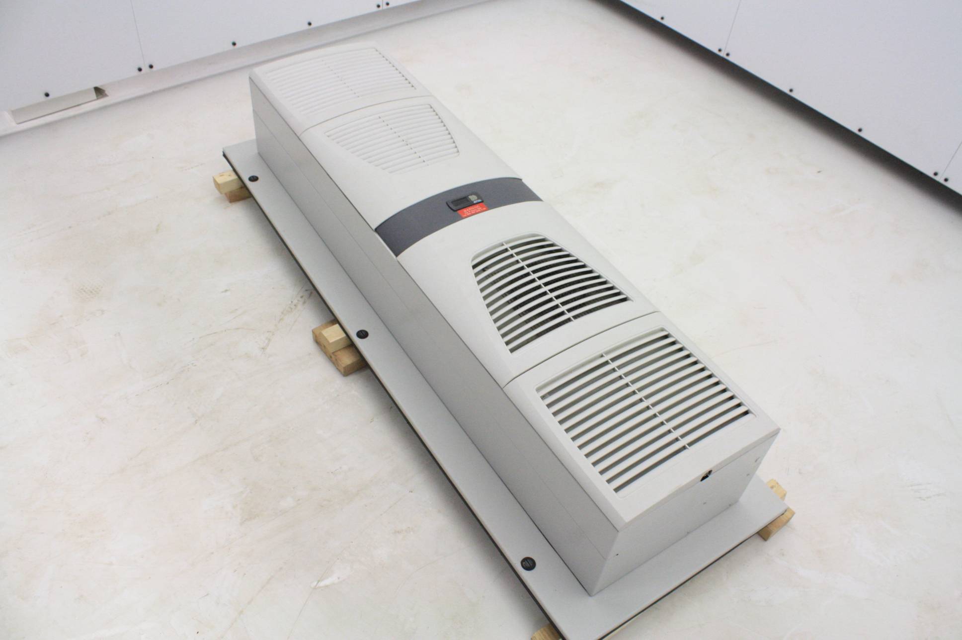 Rittal Top Therm Plus SK 3329540 Electrical Enclosure Air Conditioner